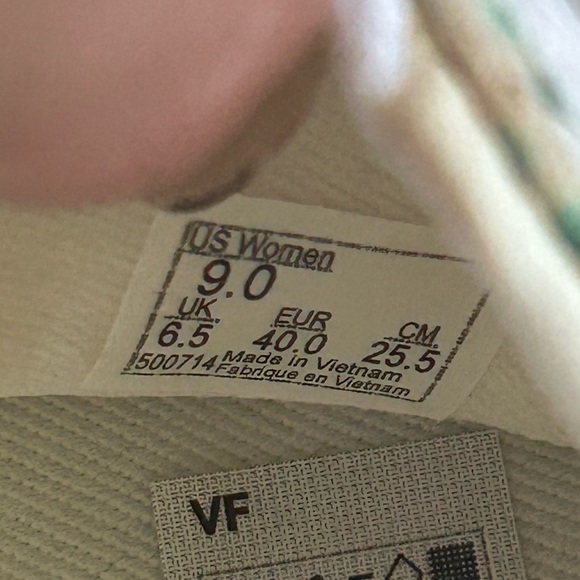 Tie Dye Vans - Picture 6 of 7